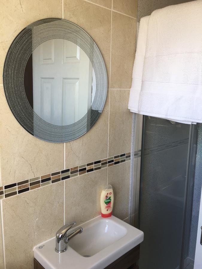 Elris Essex House Hotel Clacton-on-Sea Buitenkant foto