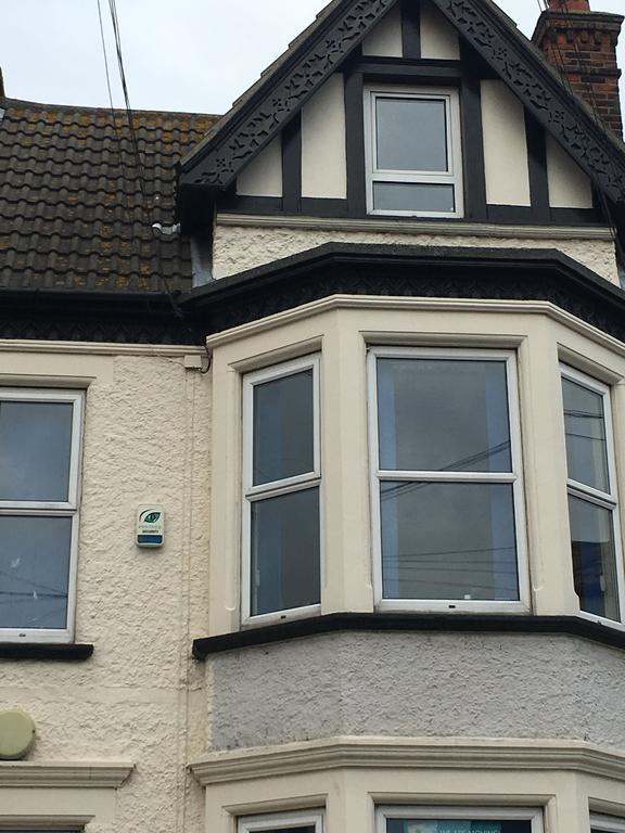 Elris Essex House Hotel Clacton-on-Sea Buitenkant foto